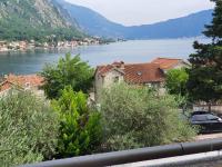 Appartamento con 3 Camere da Letto