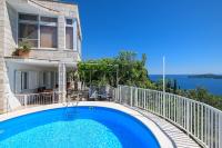 Apartment MARIO - veliki stan za odmor - terasa- vrt - bazen - pogled more, izoliran - Chambres d'hôtes Orašac