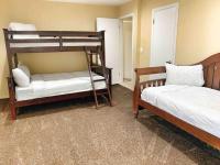 ULTIMATE BACKYARD-POOL/SPA. SLIDE. LAKEVIEW. BALL - B&B Lake Havasu City