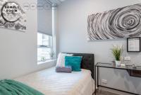 Ensuite King Single Room - AC - Next to Central - Closely Located to Almost Sydney Must Seen Spots - B&B Sydney