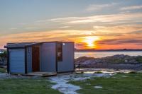 Cool cabins Sandhornøy