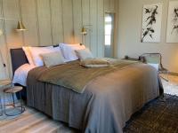 Camera Matrimoniale con Vista Piscina