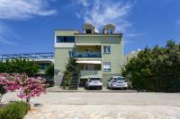 Olive Maris - B&B Petrcane