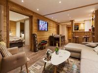 Appartement Grand Standing 4* Centre Val-d'Isère, 54m², 4 pers, Balcon aménagé, Casier à Ski - FR-1-518-86 - B&B
