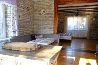 Siedlisko Egniu Agroturystyka nad jeziorem Pojezierze Drawskie - Bed and Breakfast Żabinek