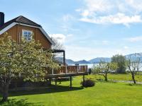 B&B Nedre Frei - Holiday home Frei II - Bed and Breakfast Nedre Frei