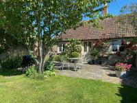 B&B Great Somerford - Guinea Cottage - Bed and Breakfast Great Somerford