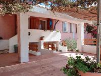 Alghero Guest House, Oasi tra gli Ulivi con Piscina e Fresche Suites in Seminterrato - Chambres d'hôtes Alghero