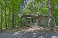 Scenic Murphy Escape with Hot Tub and Fire Pit! - B&B Murphy