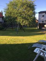 Apartament Pod Wiśnią - Chambres d'hôtes Supraśl