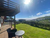 Hyggelig lejlighed ved åen - flot udsigt - Chambres d’hôtes Tórshavn