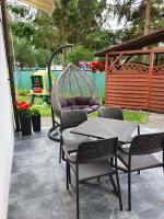 Willa Samana Pokoje - B&B Dziwnówek