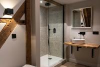 Chambre Familiale avec Douche 