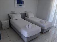 Double or Twin Room with Partial Sea View