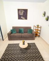 Évasion en Plein Cœur de Port-Louis T2 avec Piscine, Jacuzzis, Sauna, Tapas & Mocktails - Chambres d’hôtes Port-Louis