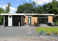 B&B Grouw - Rietreiger luxe vakantielodge in Friesland - 2 badkamers - Bed and Breakfast Grouw