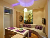One-Bedroom Apartment with Balcony
