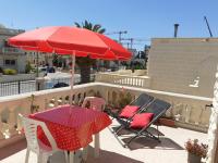 Sunny large terrace studio apartment WiFi Airconditioners BBQ - B&B Mellieħa