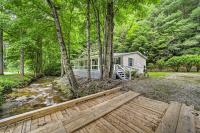 Tranquil Creekfront Bryson City Home with Grill! - B&B