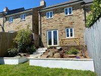 Stylish 3 bed home with allocated parking for 2 - B&B Liskeard