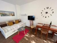 Studio apartman SAN 3 - Chambres d’hôtes Ližnjan