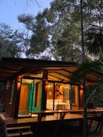 Deluxe Bungalow with Garden View