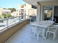 Appartement T2 avec Terrasse et Garage en Plein Centre, 4 Couchages - Cavalaire-sur-Mer - FR-1-226B-105 - Chambres d'hôtes Cavalaire-sur-Mer
