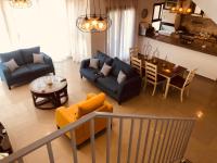 Lovely penthouse 4- bedroom directly on the lagoon - Bed and Breakfast El Alamein