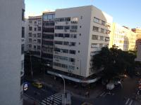 Incrivel quarto sala Ipanema em frente ao metro - Jangadeiros duas quadras da praia - Chambres d'hôtes Rio de Janeiro