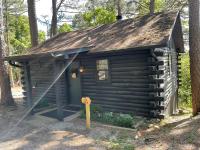 B&B Eureka Springs - Loblolly Pines Adventure Log Cabin - Bed and Breakfast Eureka Springs