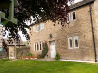 B&B Huddersfield - Woodview Farm - Bed and Breakfast Huddersfield