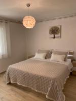 Comfy apartment in a quiet neighborhood - B&B Sebenico