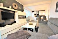 Apartamento de 2 dormitorios con balcón