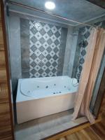 Deluxe Double Room with Balcony and Jacuzzi