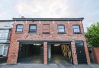 The Eden Warehouse - Gold Apartment, sleeps 6 - B&B Southport