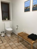 Doppel-/Zweibettzimmer mit Gemeinschaftsbad