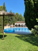 CASA LOLA Naturaleza, Montañas y Piscina Compartida De Pueblo - Chambres d'hôtes La Carroja