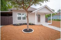 Captivating 4BR 2BA Home Near Awesome Downtown - B&B