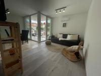 Vila Regina Apartment Paloma with Swimming Pool - B&B Jezera