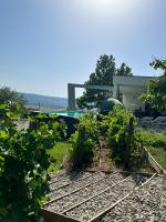 Villa The View with heated pool , modern comfort in Herzegovina - B&B Mostar