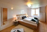 Familienzimmer mit Bergblick