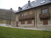 PRECIOSA CASA, NAUT ARAN, ALTO ARAN, GESSA, A 4 KM DE BAQUEIRA, 212 M2 wifi - Chambres d'hôtes Gessa