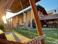 Gáll vendégház - B&B Lăzarea