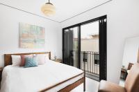 Apartamento de 2 dormitorios con balcón