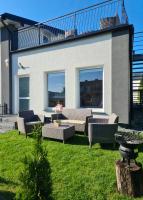 Vierbettzimmer mit Terrasse