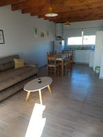 Duplex familiar con pileta en zona parque - B&B Necochea