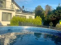 Holiday Home in Dziwnowek with Pool & Beach - Chambres d'hôtes Dziwnówek