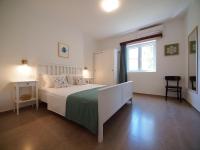 Brna Three-room apartment near the beach-Zen - B&B Brna