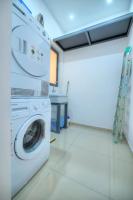 Spacious and beautifully furnished 3 bedrooms/3bathrooms apartment with 2 balconies WVID1-1 - B&B Gżira