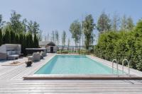 B&B Vartsala - Seafront Villa - Pool - Jacuzzi - Gym - Beach - Bed and Breakfast Vartsala